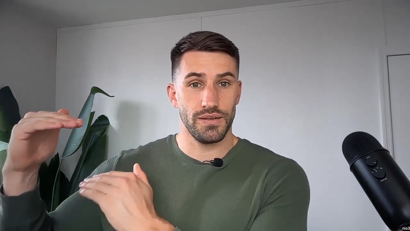 stable host Eoin Costello explaining a concept during a guided episode.